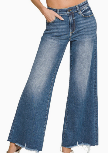 Distressed Raw Hem Flare Crop Jeans