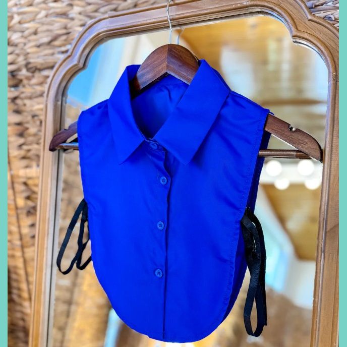 Royal Reign Faux Collar