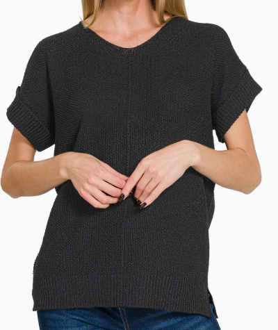 Black Short Sleeve Center Seam Sweater