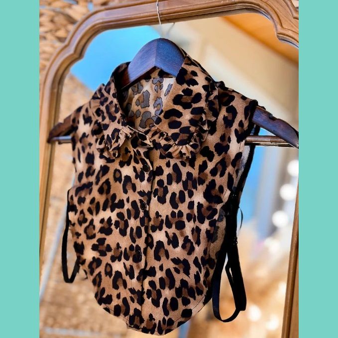 Leopard Luxe Ruffle Faux Collar